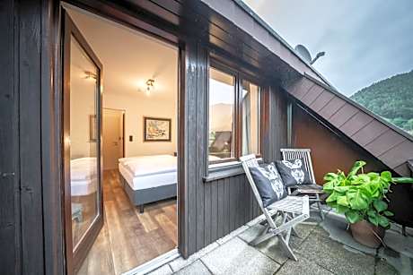 Deluxe Double Room with Balcony