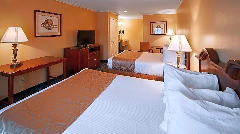 Best Western Forest Inn