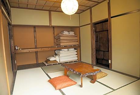 Triple Room with Shared Bathroom