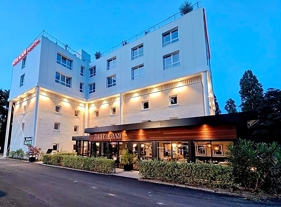 Hotel Acadie Eragny ( ex Comfort Hotel)