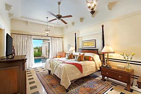 Luxury Suite With Two Way Airport Transfers