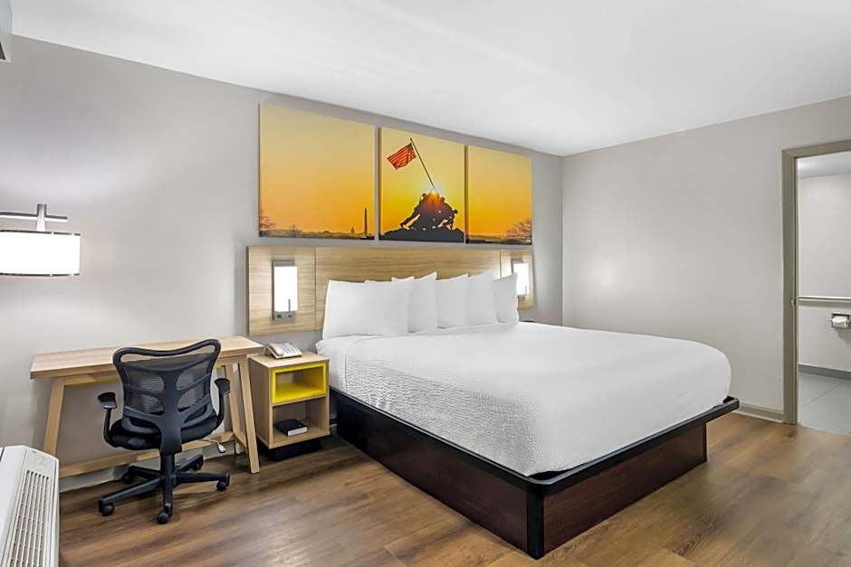 Days Inn by Wyndham Enterprise