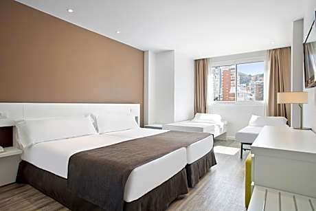 Xtra Sol Family Room