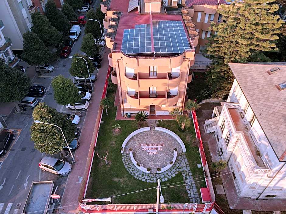 XXV APRILE Casa per Ferie