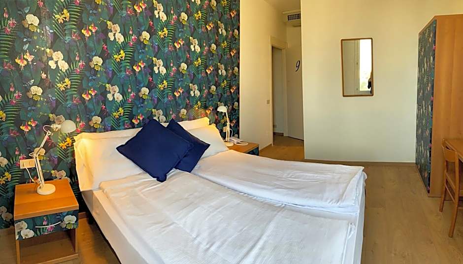 Ennesima Osteria con Alloggio - Bike Hotel