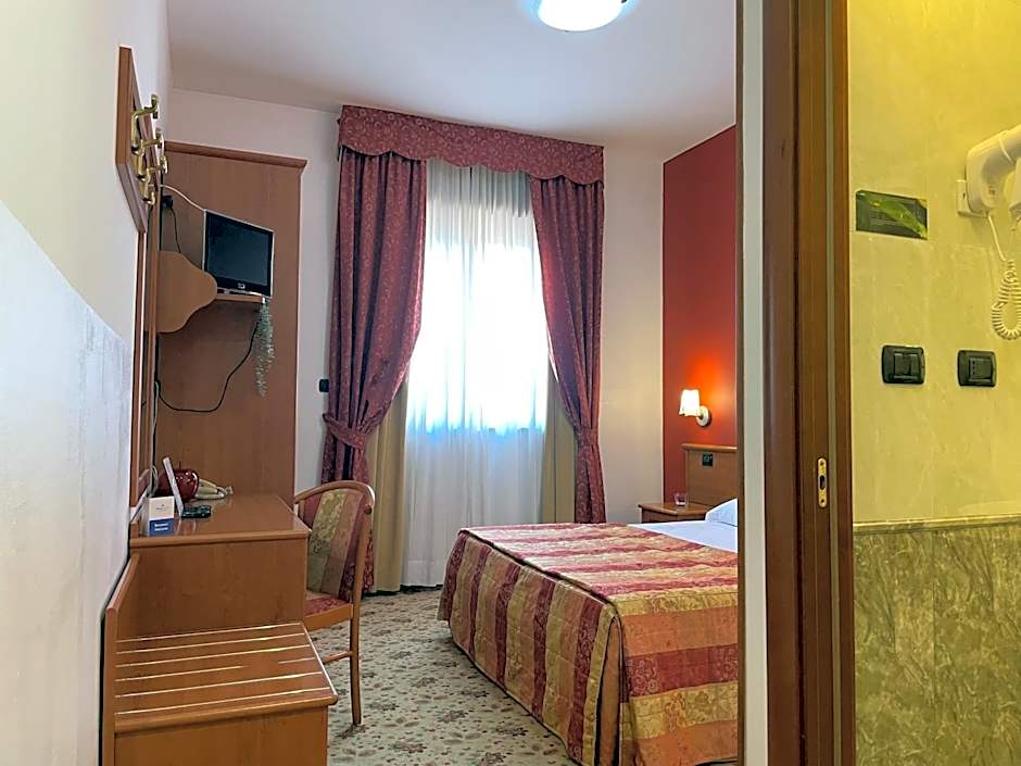 Vald Hotel