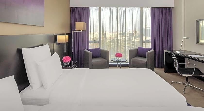 Pullman Dubai Creek City Centre Hotel