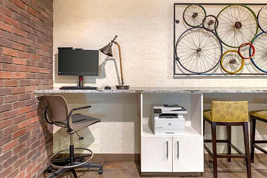 Best Western Plus Grant Creek Inn