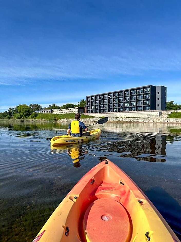 Terrace Bay Hotel
