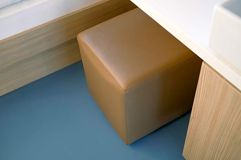 MY CLOUD Transit Hotel - Guests with international flight only!