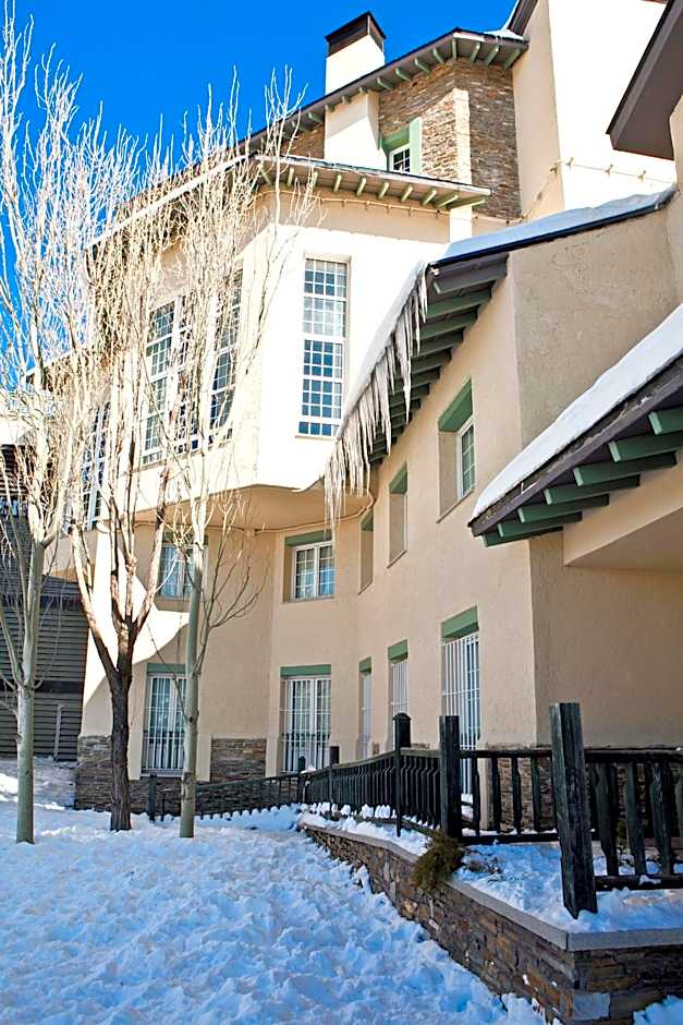 Hotel Apartamentos Trevenque