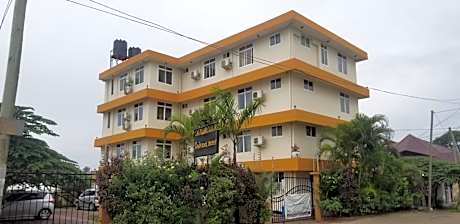 ShaMooL Hotel