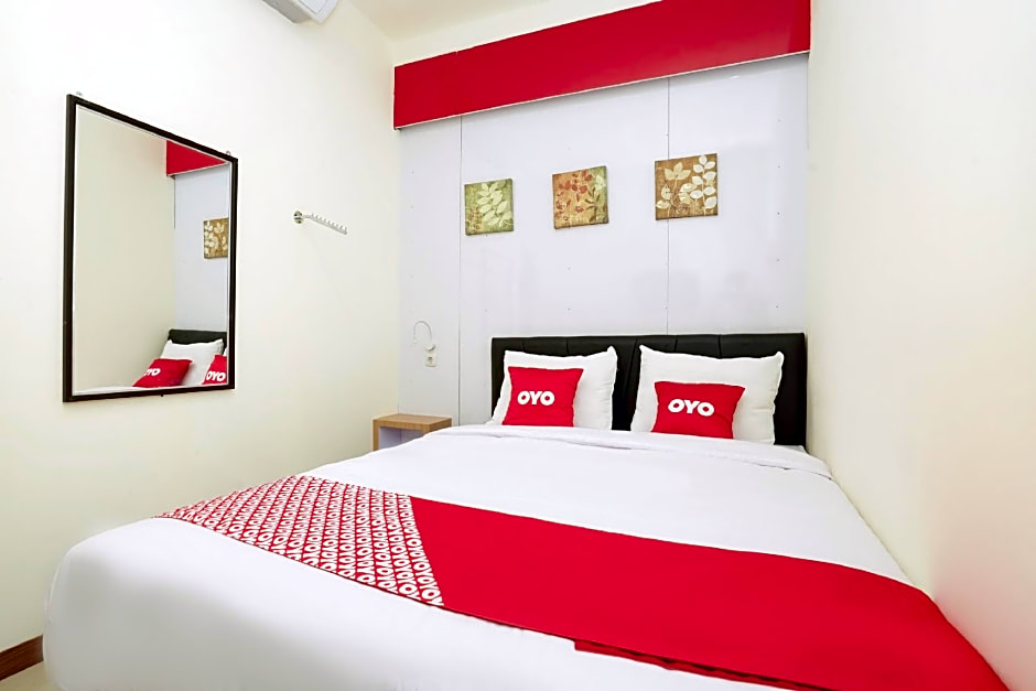 OYO Flagship 3688 Pot Art