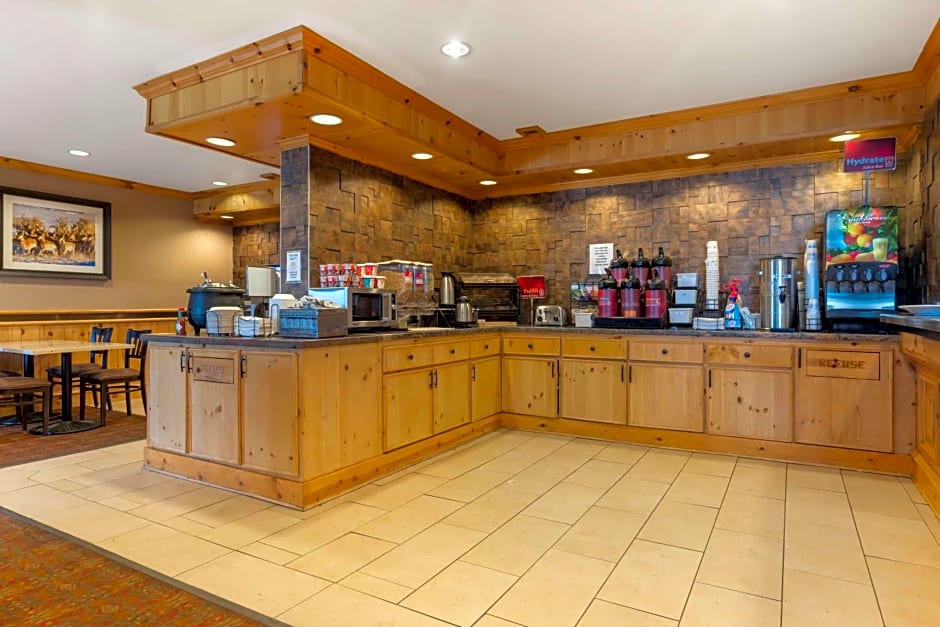 Best Western Plus Olympic Inn