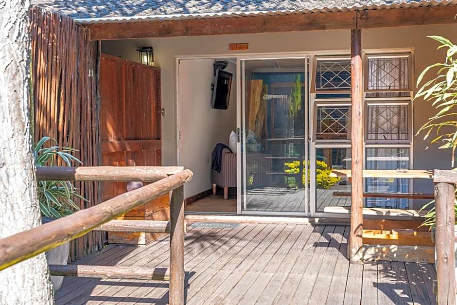 Tidewaters River Lodge