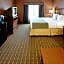 Holiday Inn Express Hotel & Suites Suffolk