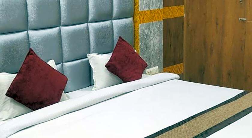 Bedweiser Backpackers Hostel