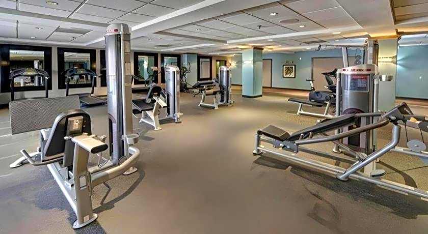Clarion Hotel & Suites Conference Center Memphis Airport