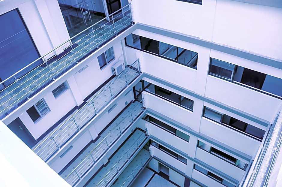 Sheratton Regency Hotel