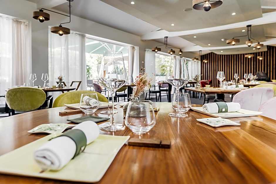 Le Carre d'Alethius Logis Hotel Restaurant