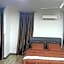 OYO HOME 90769 Flo Inn Homestay Bsi