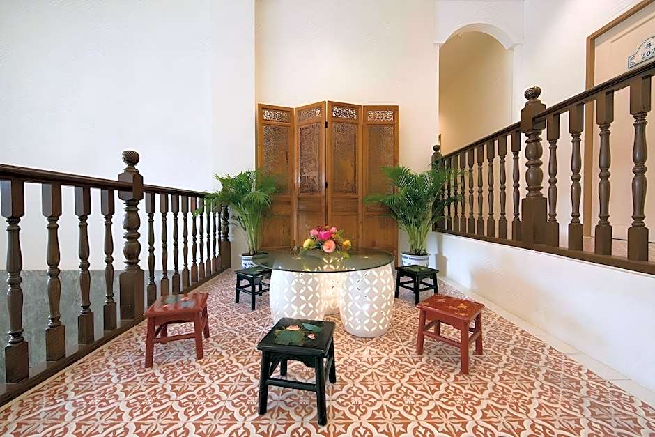 O'nya Phuket Hotel