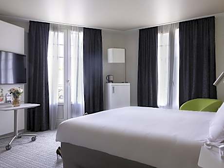 Superior Room with terrace and 1 double bed