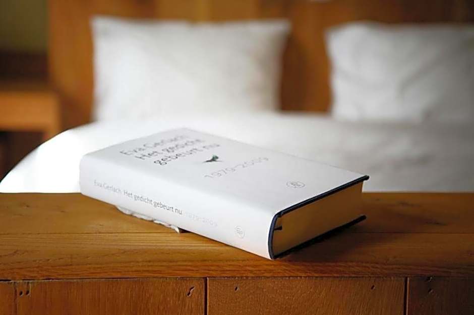 Poëziehotel Surplace - 15 min van Pairi Daiza & industriezone Ghislenghien