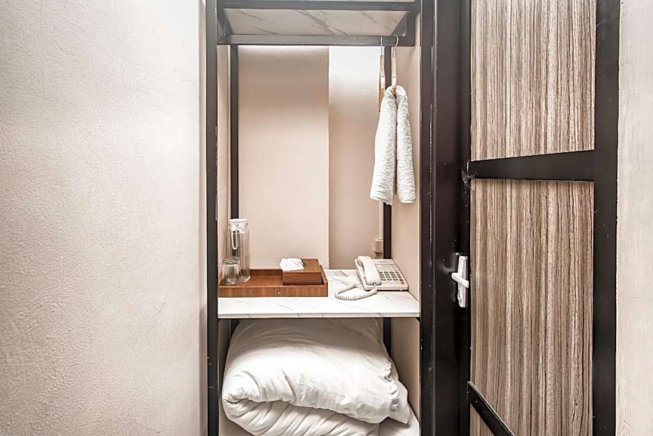 RedDoorz near Taman Bekapai 3 Balikpapan