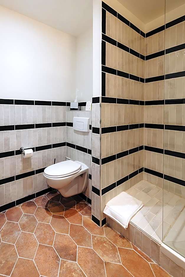 Hotel Ambassador, completely renovated