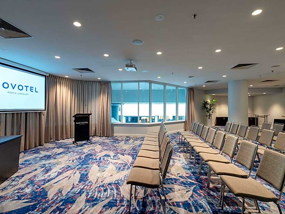 Novotel Langley Perth