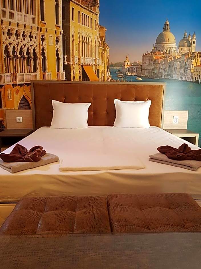 Lombardi Family Hotel