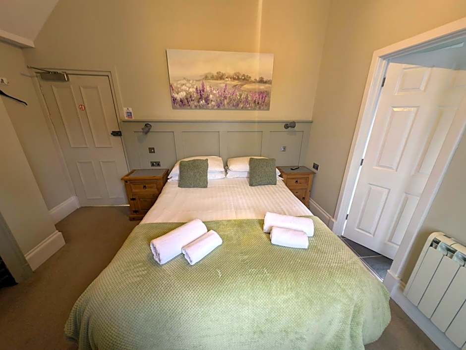 The Bear Marlborough