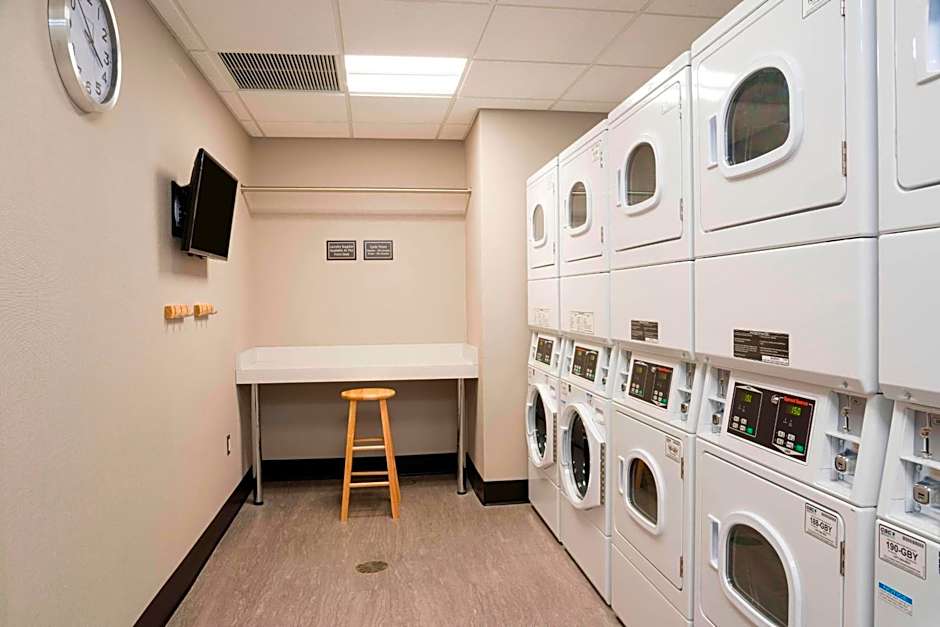 Residence Inn by Marriott Milwaukee West