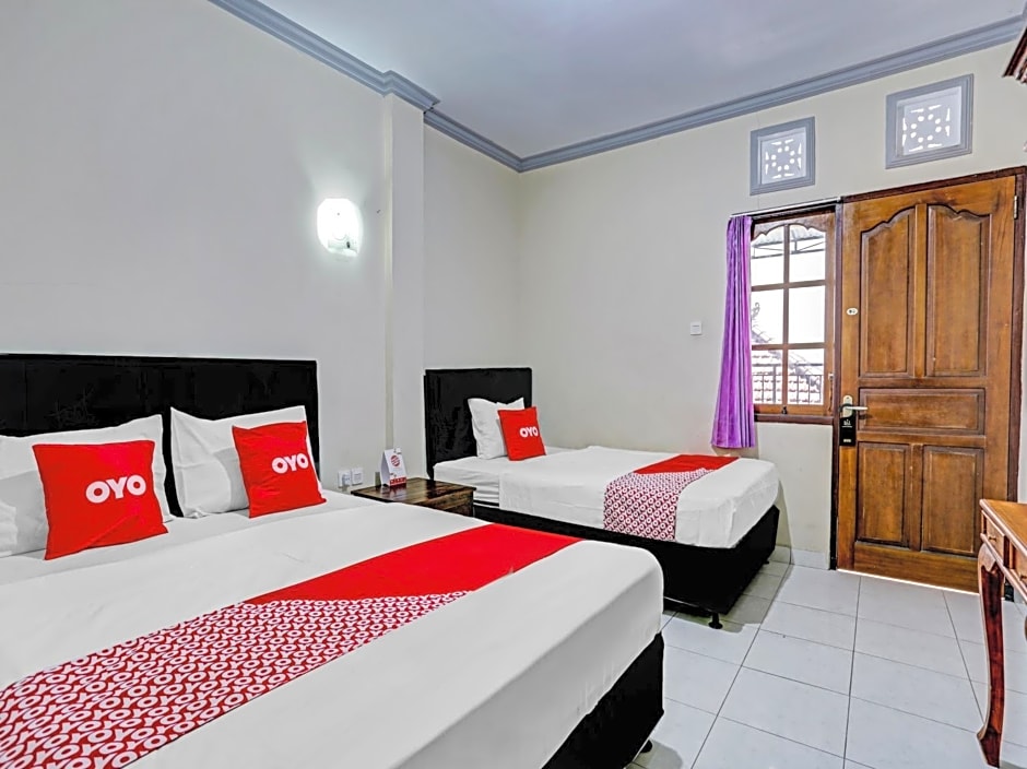 OYO 90520 Kuta Family Guest House