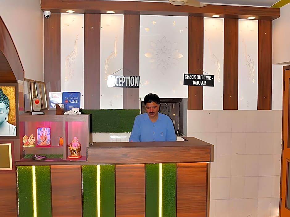 HOTEL SIDHARTHA (600 meters from Taj Mahal)