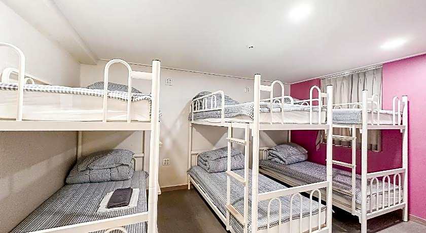 Dongseongro Zero Guesthouse