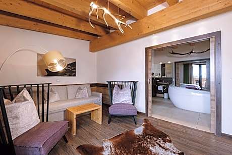 Suite with Spa Bath