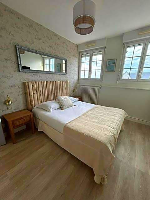 Hôtel De La Mer - Deauville Blonville - Boutique Hôtel de charme vue Mer ou Campagne - Accès direct plage