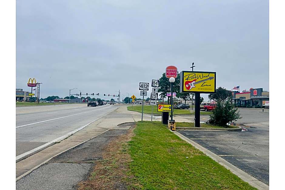 Rockwood Inn Kennett I 55 Near Blytheville