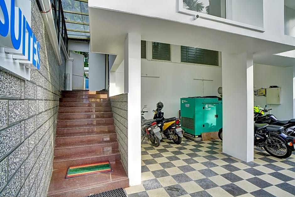 Super Hotel O Crystal Executive Suites