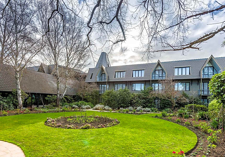 Chateau on the Park, a DoubleTree by Hilton hotel