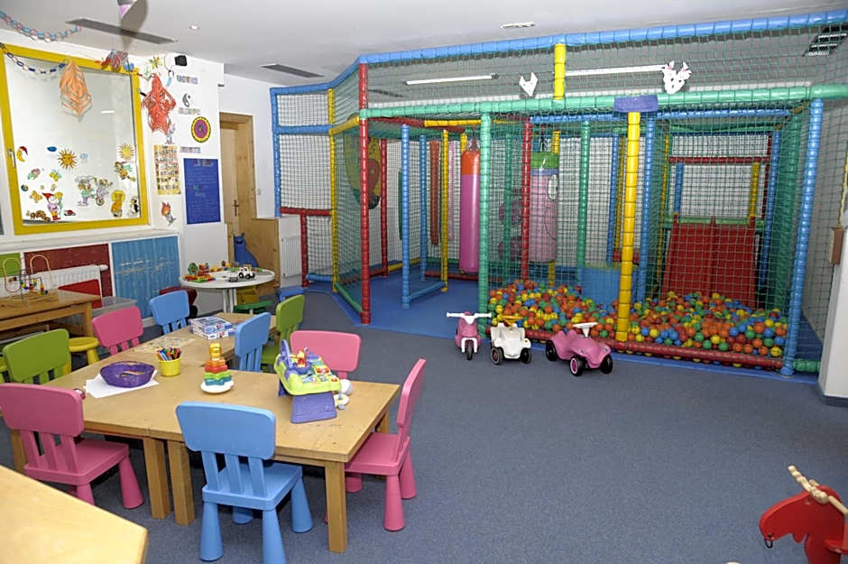 Kinder- und Familienhotel Nockalm