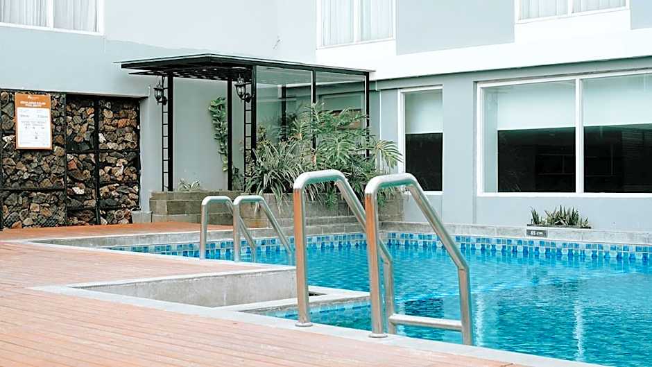 Ascent Premiere Pasuruan