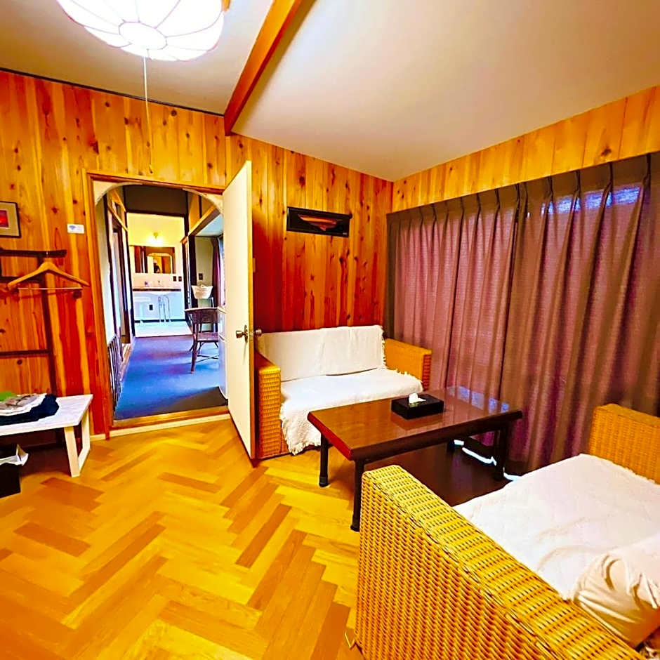 Japanese style hotel and dining Morigen