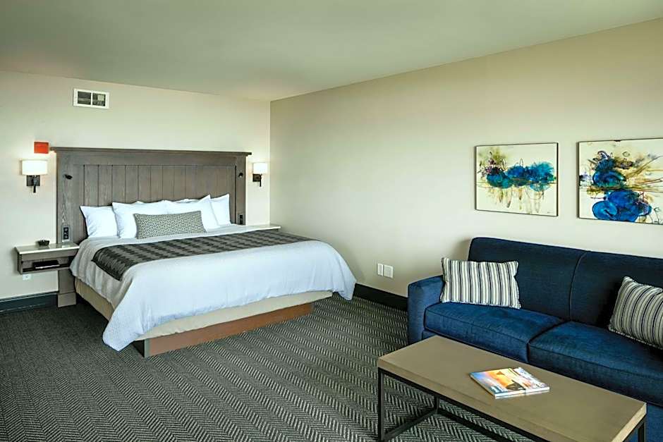 Beachfront Inn