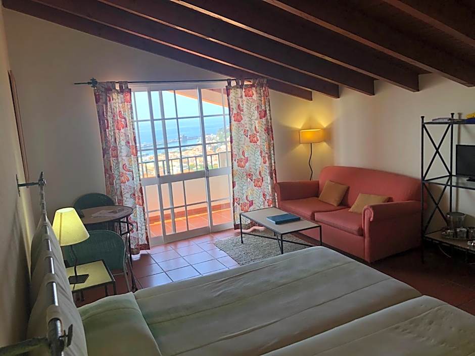 Apartamentos Quinta Mae dos Homens