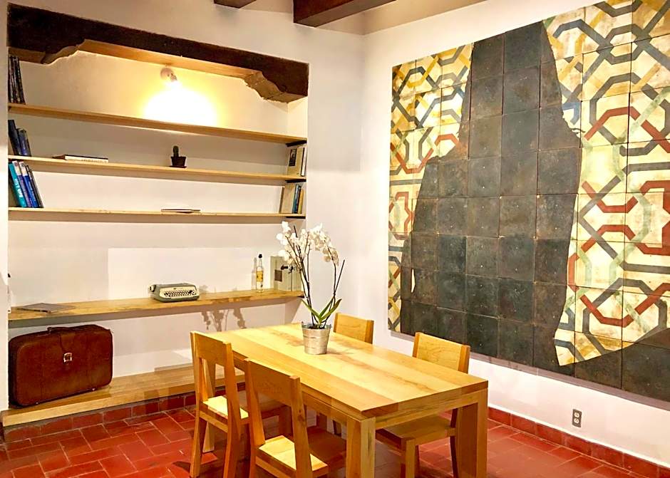 Agrado Guest House