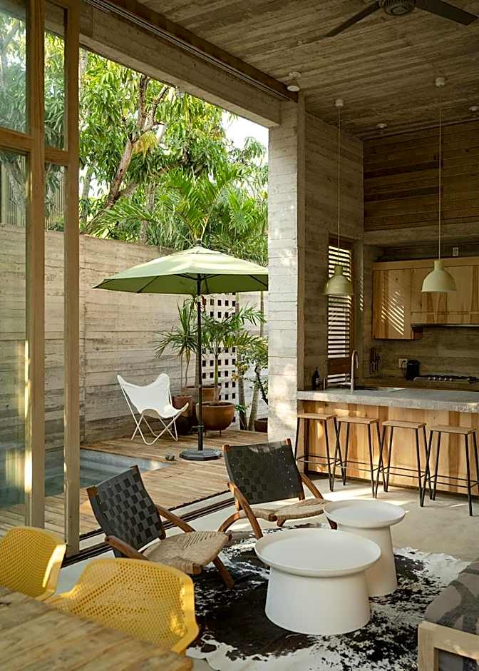 Ona & Sich - Casa Macu Saladita surf break