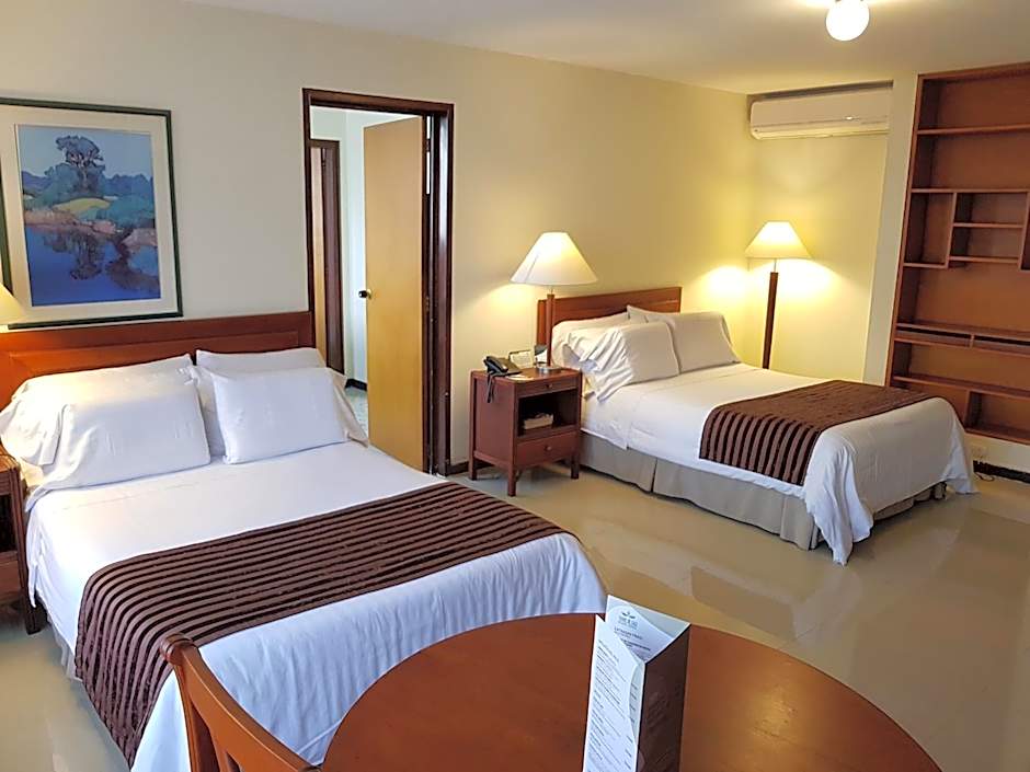 Torre de Cali Plaza Hotel